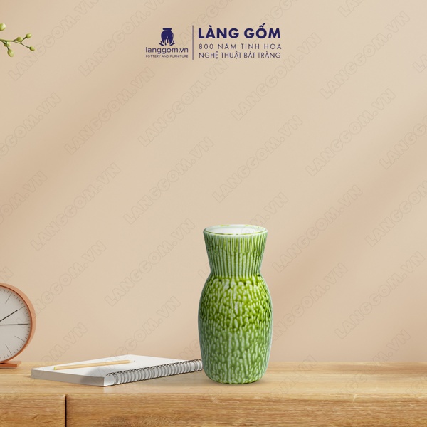 Lọ hoa Men chảy dáng vò ốm